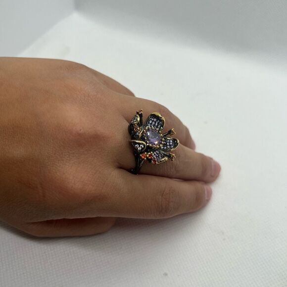 925 Sterling Silver Floral Blossom With Amethyst inspired crystal accent - Picture 13 of 16